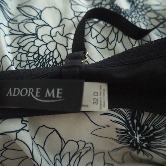 Adore Me Strappy Contour Bra - Picture 3 of 4
